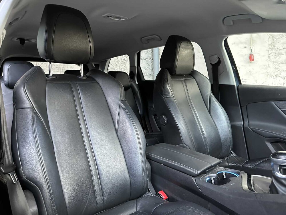 Peugeot 5008 1.2 PureTech Allure 131hp 2019, XR-490-G