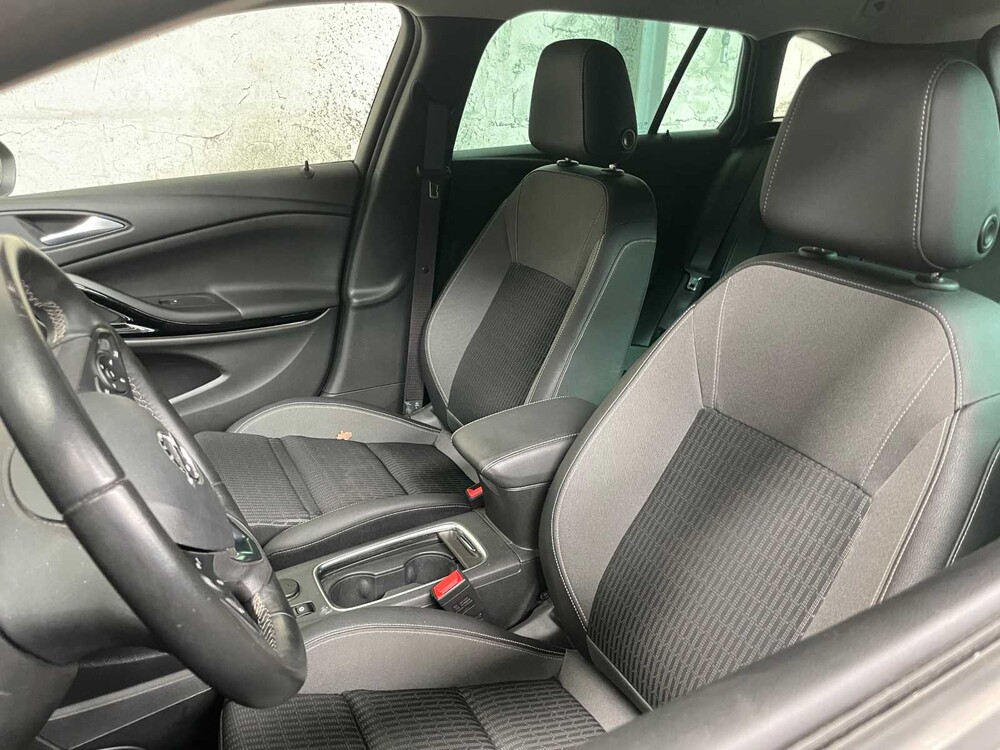 Opel Astra Sports Tourer 1.2 Elegance 110hp 2020, H-965-KT