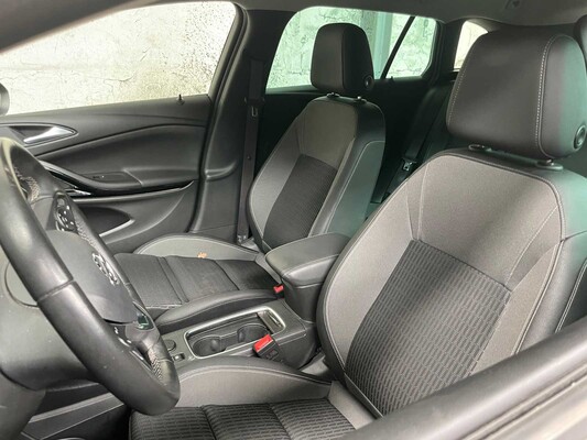 Opel Astra Sports Tourer 1.2 Elegance 110PS 2020, H-965-KT
