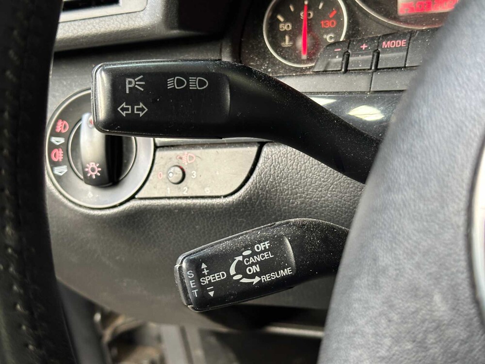 Audi A4 Sedan 2.0 FSI 150hp 2002 75-JZ-RP