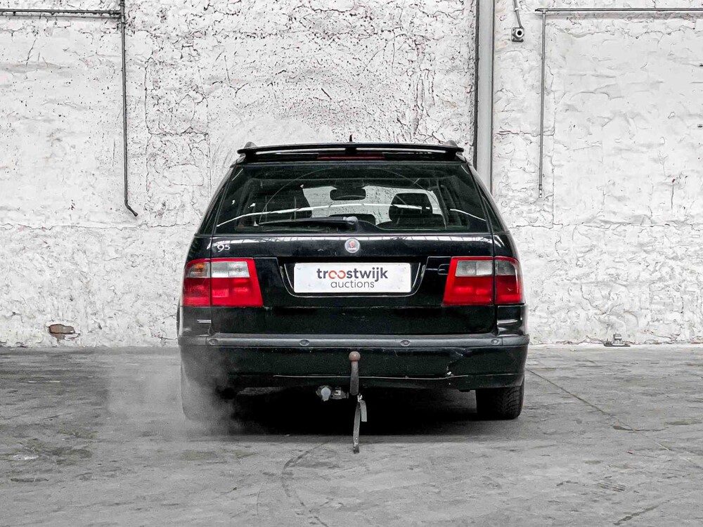 Saab 9-5 Estate 2.3t Arc 185hp 2002, 87-HZ-JB