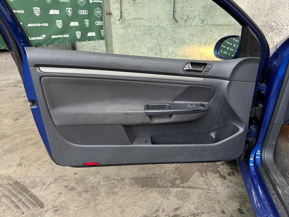 Volkswagen Golf 1.9 TDI Comfortline 105hp 2005, 25-RX-ZS