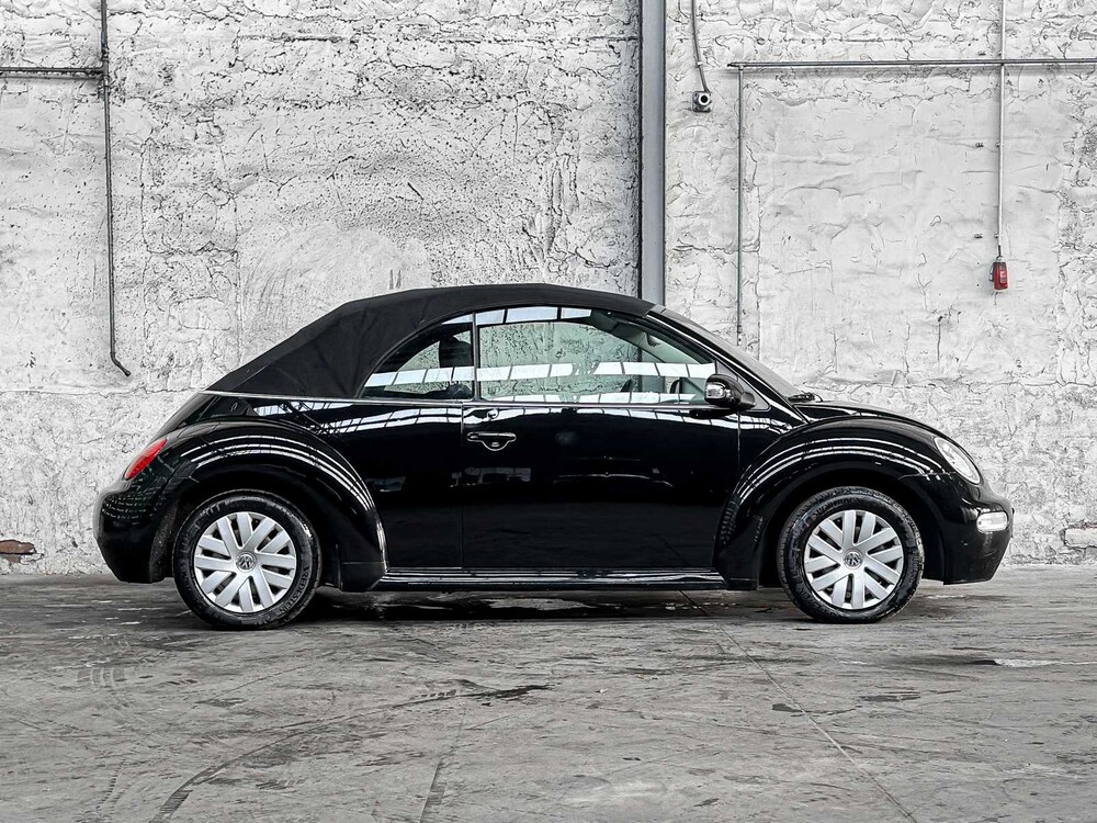 Volkswagen New Beetle Cabriolet 1.6 102hp 2003, 75-GNV-4