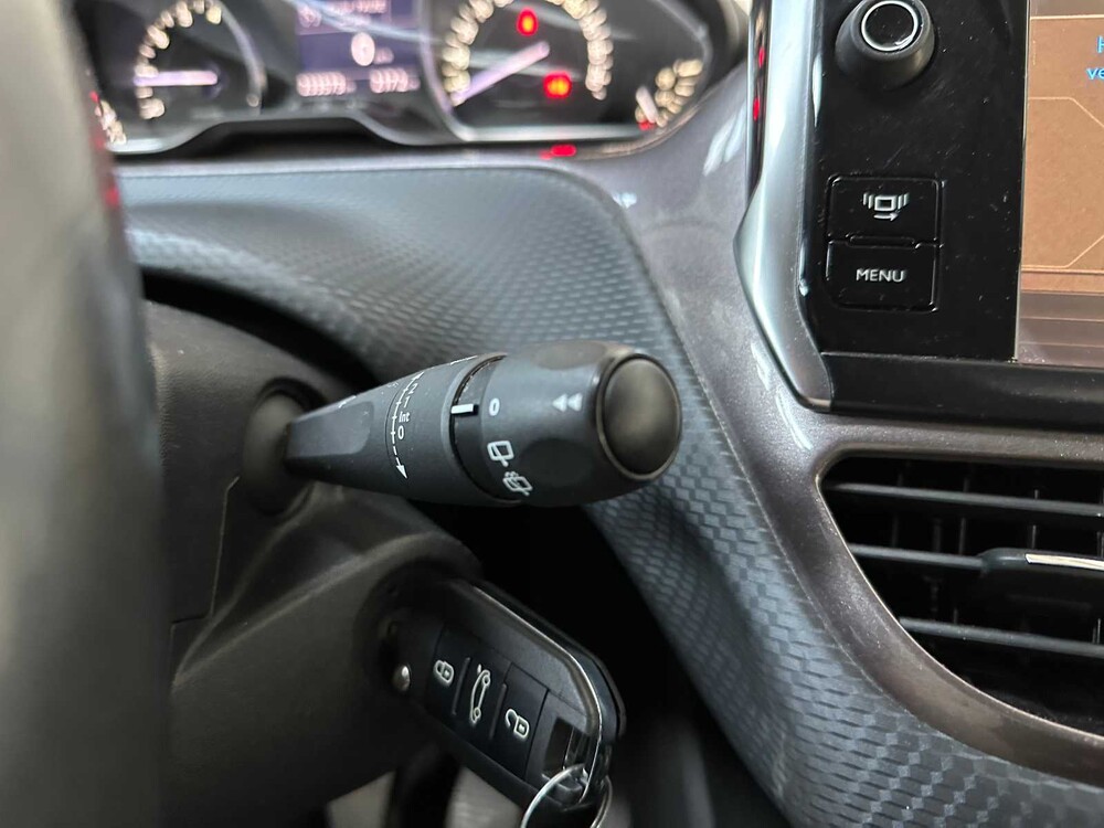 Peugeot 2008 1.2 VTi Active 82hp 2013, 6-SKS-53