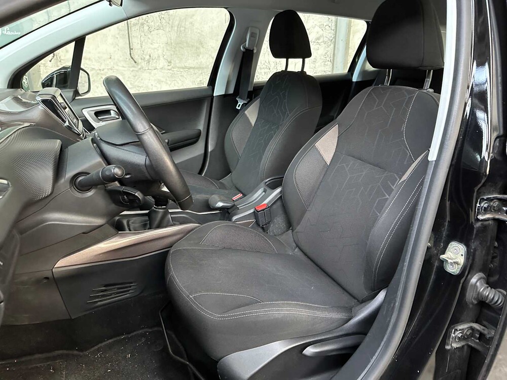 Peugeot 2008 1.2 VTi Active 82hp 2013, 6-SKS-53