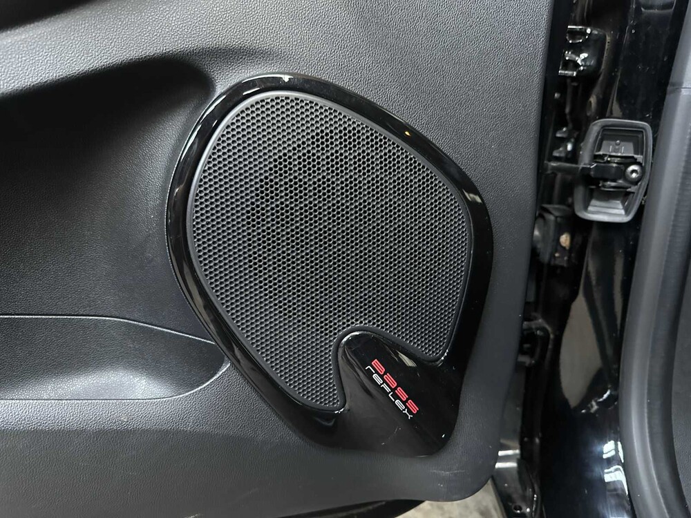 Renault Clio 0.9 TCe Limited 90hp 2019, ZH-449-T