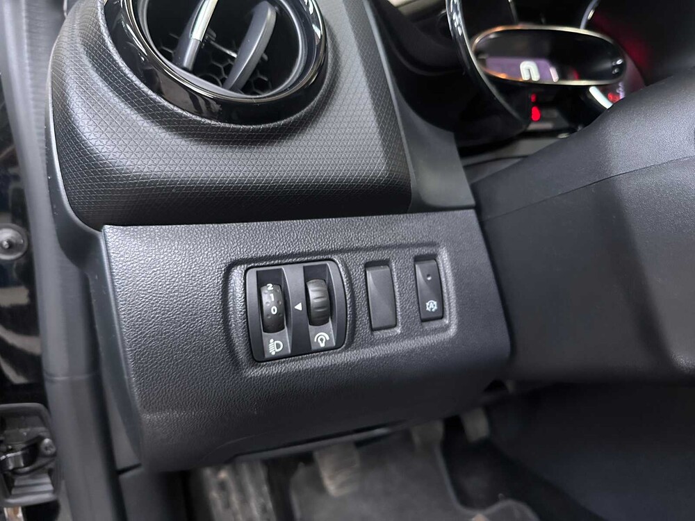 Renault Clio 0.9 TCe Limited 90hp 2019, ZH-449-T