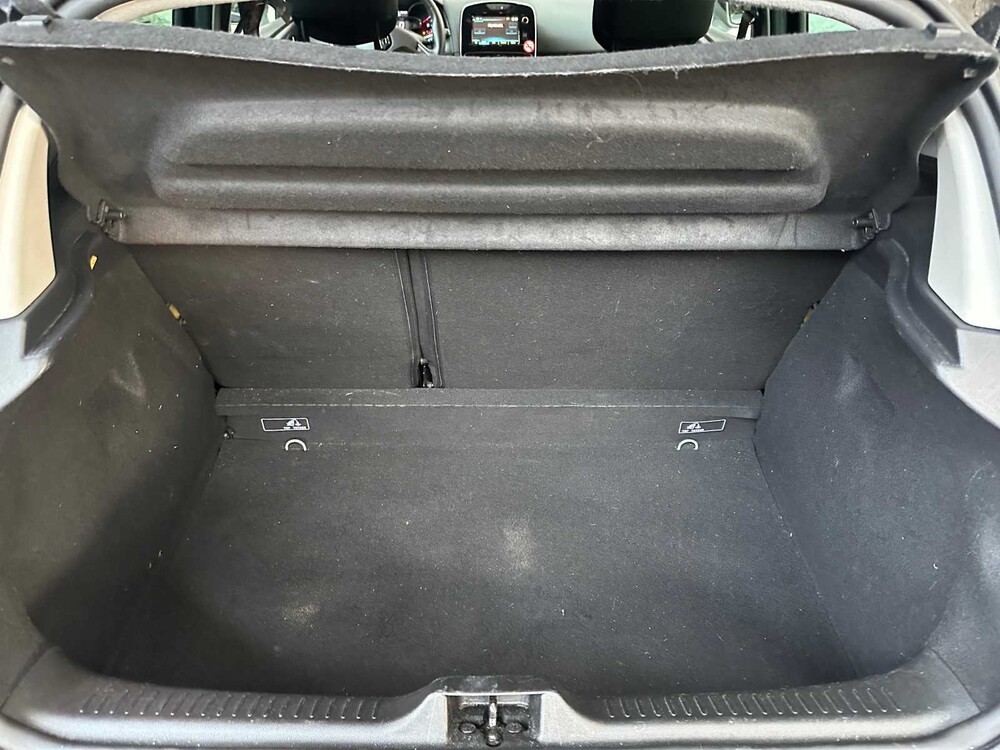 Renault Clio 0.9 TCe Limited 90hp 2019, ZH-449-T