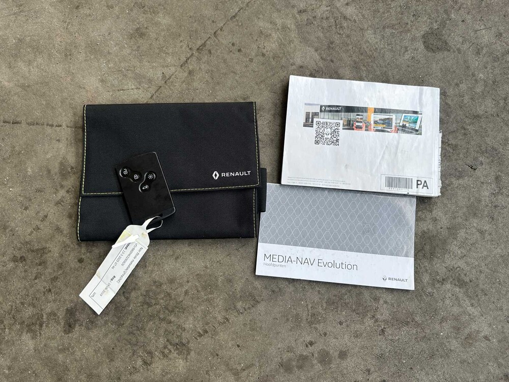 Renault Clio 0.9 TCe Limited 90hp 2019, ZH-449-T