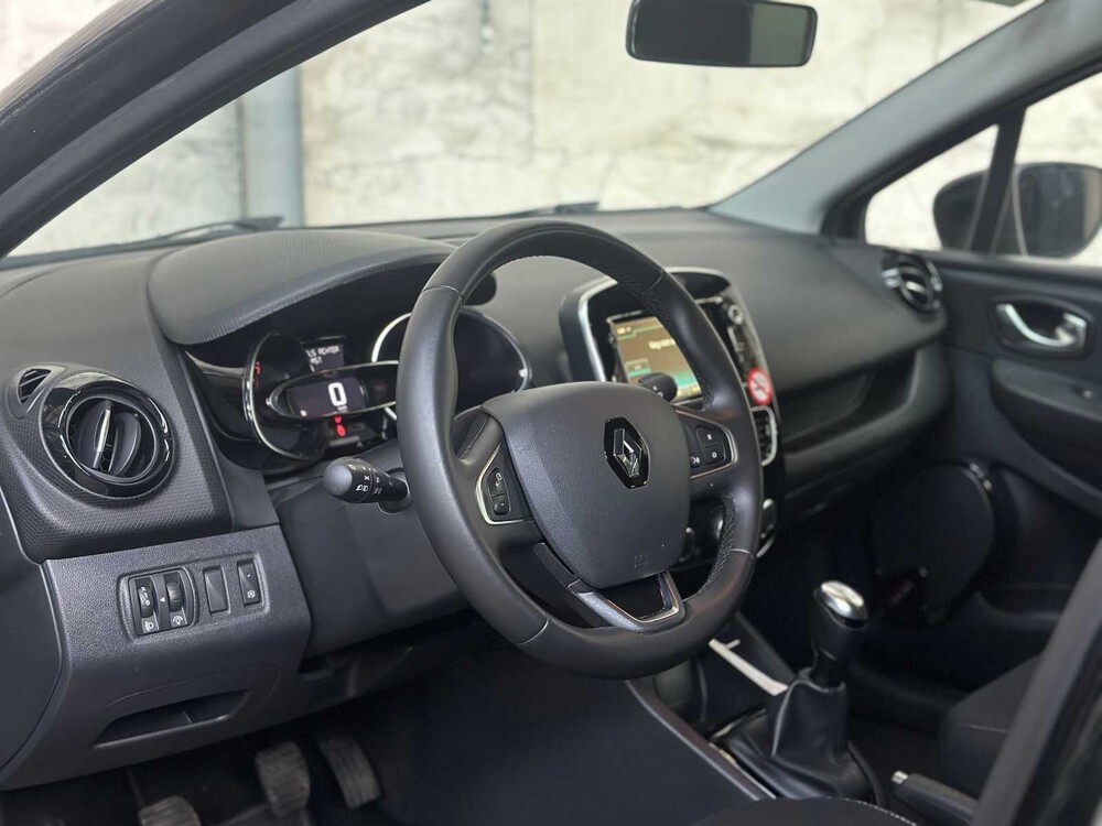Renault Clio 0.9 TCe Limited 90hp 2019, ZH-449-T