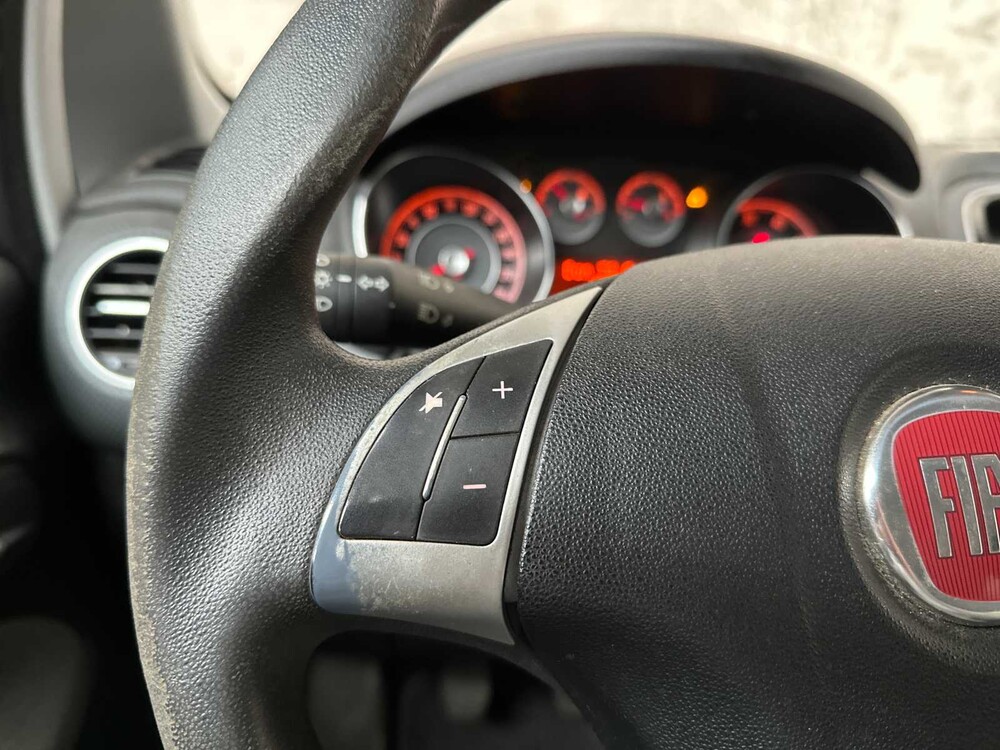 Fiat Punto Evo 1.3 M-Jet Dynamic 84hp 2011, 92-PBV-4