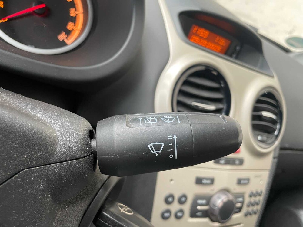 Opel Corsa 1.2-16V Essentia 80hp 2006, JK-328-T