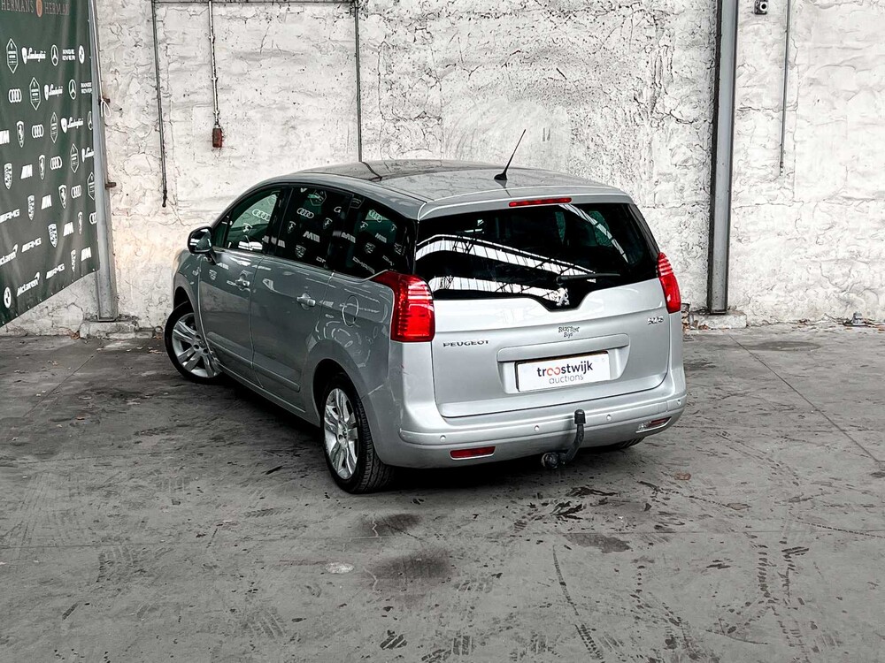 Peugeot 5008 1.6 THP GT 7p. 156hp 2010, 54-NNT-1