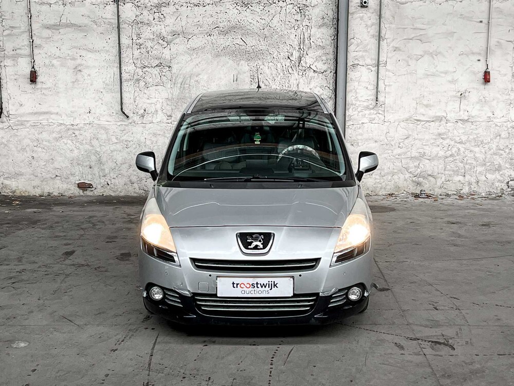 Peugeot 5008 1.6 THP GT 7p. 156hp 2010, 54-NNT-1