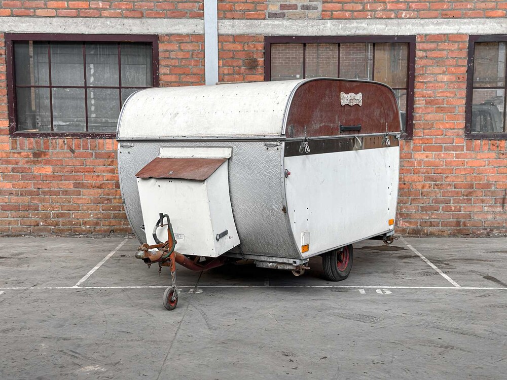 Dehtlefft 1957 348 - Caravan