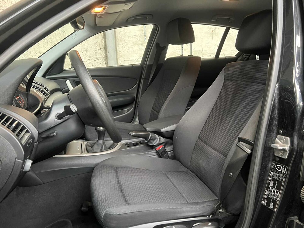 BMW 1 Series 116d 116hp 2011