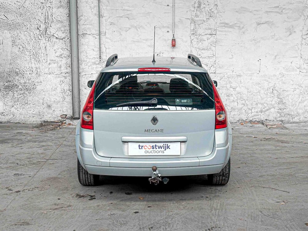 Renault Mégane Grand Tour 2.0-16V Dynam.Luxe 135pk 2005, 99-RV-ZB