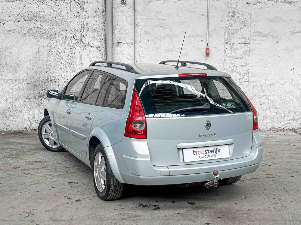 Renault Mégane Grand Tour 2.0-16V Dynam.Luxe 135pk 2005, 99-RV-ZB