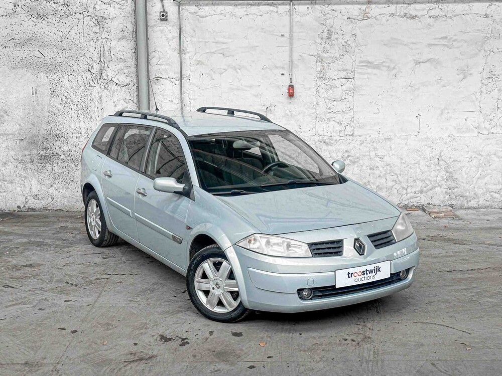 Renault Mégane Grand Tour 2.0-16V Dynam.Luxe 135pk 2005, 99-RV-ZB