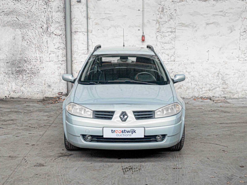 Renault Mégane Grand Tour 2.0-16V Dynam.Luxe 135pk 2005, 99-RV-ZB
