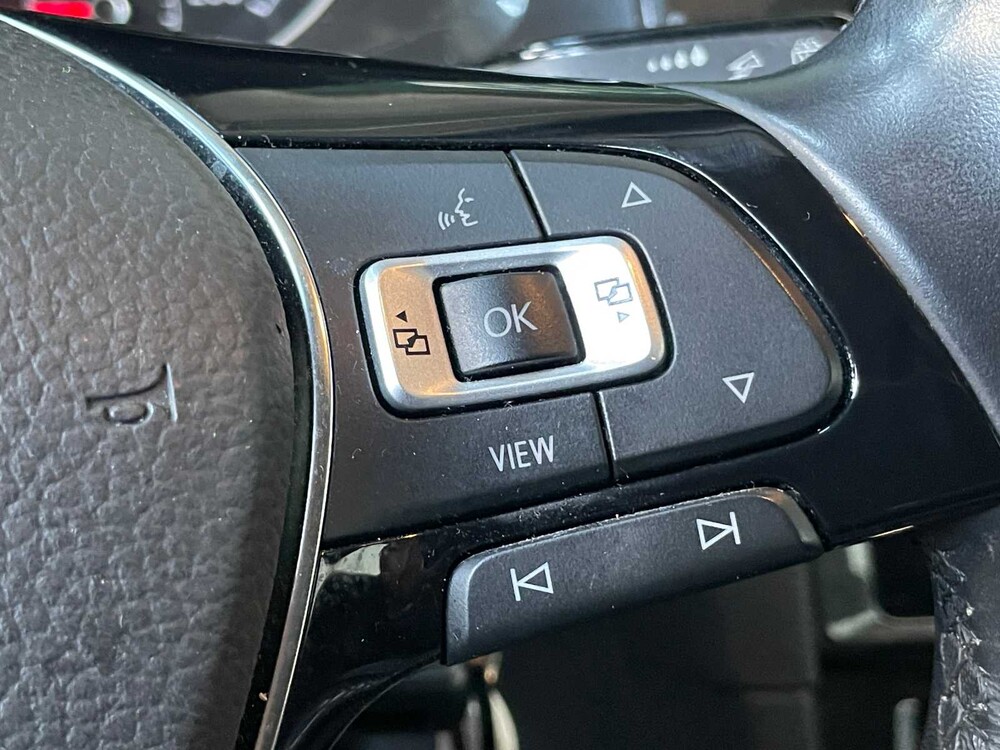 Volkswagen Golf 1.0 TSI CL Bns 116hp 2019, G-854-NF