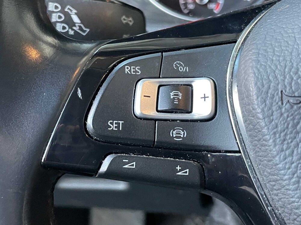 Volkswagen Golf 1.0 TSI CL Bns 116hp 2019, G-854-NF