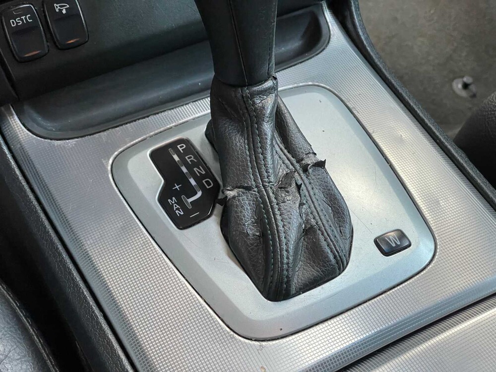 Volvo XC90 2.5 T Summum 209hp 2005, 10-PX-TH