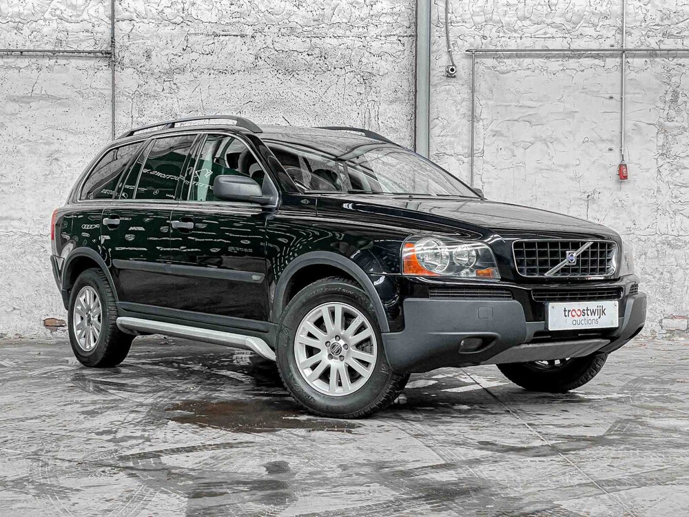 Volvo XC90 2.5 T Summum 209hp 2005, 10-PX-TH