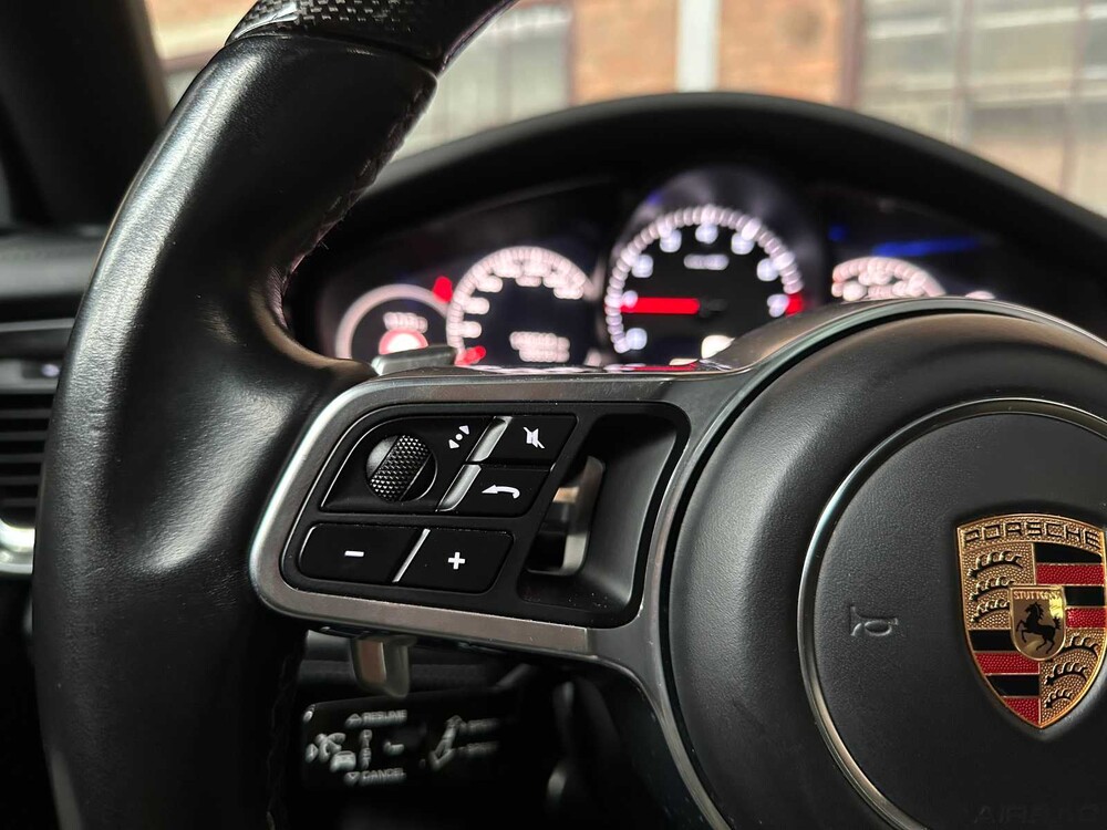 Porsche Panamera Sport Turismo 4S 2.9 V6 441PS 2018, J-376-JS