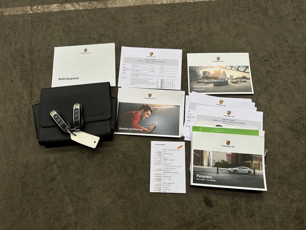 Porsche Panamera Sport Turismo 4 E-Hybrid 2.9 V6 10-Jahre Edition 462PS 2019, H-662-RX