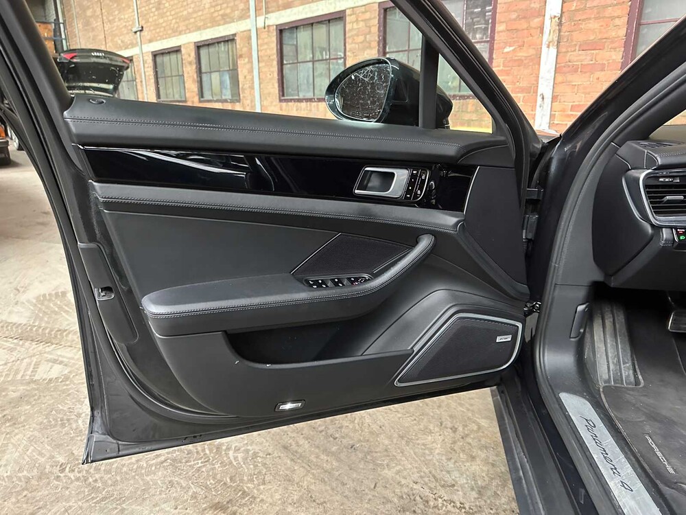 Porsche Panamera Sport Turismo 4 E-Hybrid 2.9 V6 10-Jahre Edition 462PS 2019, H-662-RX