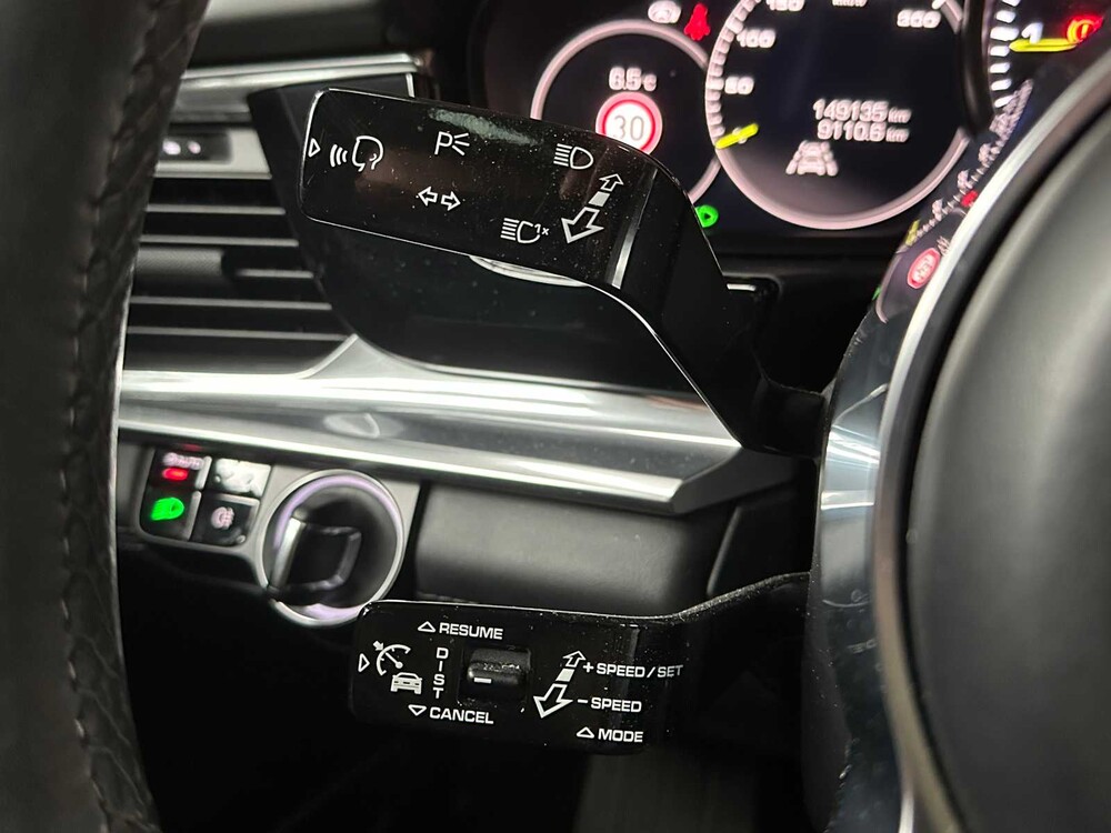 Porsche Panamera Sport Turismo 4 E-Hybrid 2.9 V6 10-Jahre Edition 462PS 2019, H-662-RX