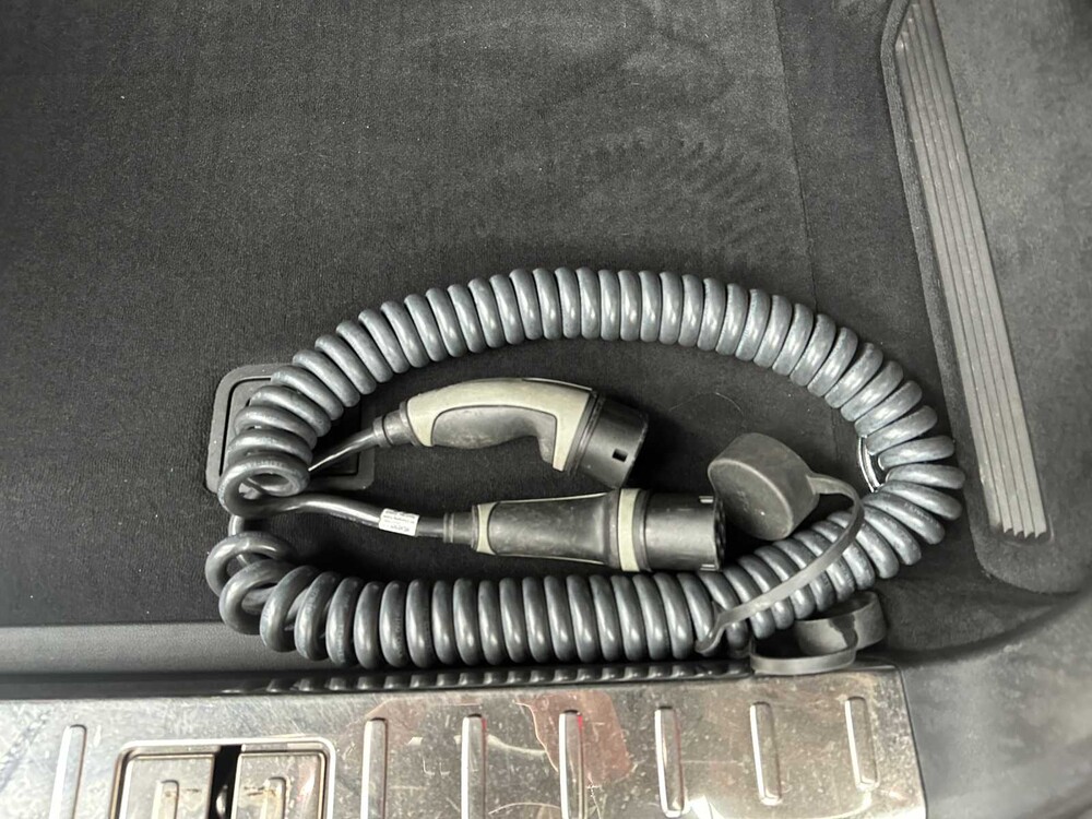 Porsche Panamera Sport Turismo 4 E-Hybrid 2.9 V6 10-Jahre Edition 462PS 2019, H-662-RX