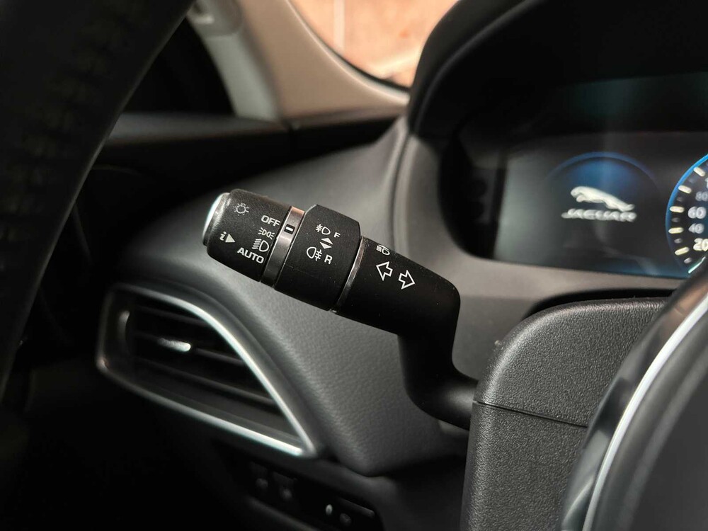 Jaguar F-PACE 3.0d First Edition AWD 300hp 2016, NJ-667-H