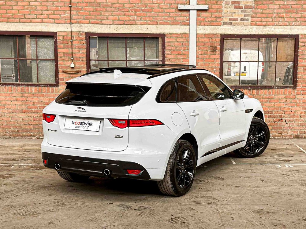 Jaguar F-PACE 3.0d First Edition AWD 300hp 2016, NJ-667-H