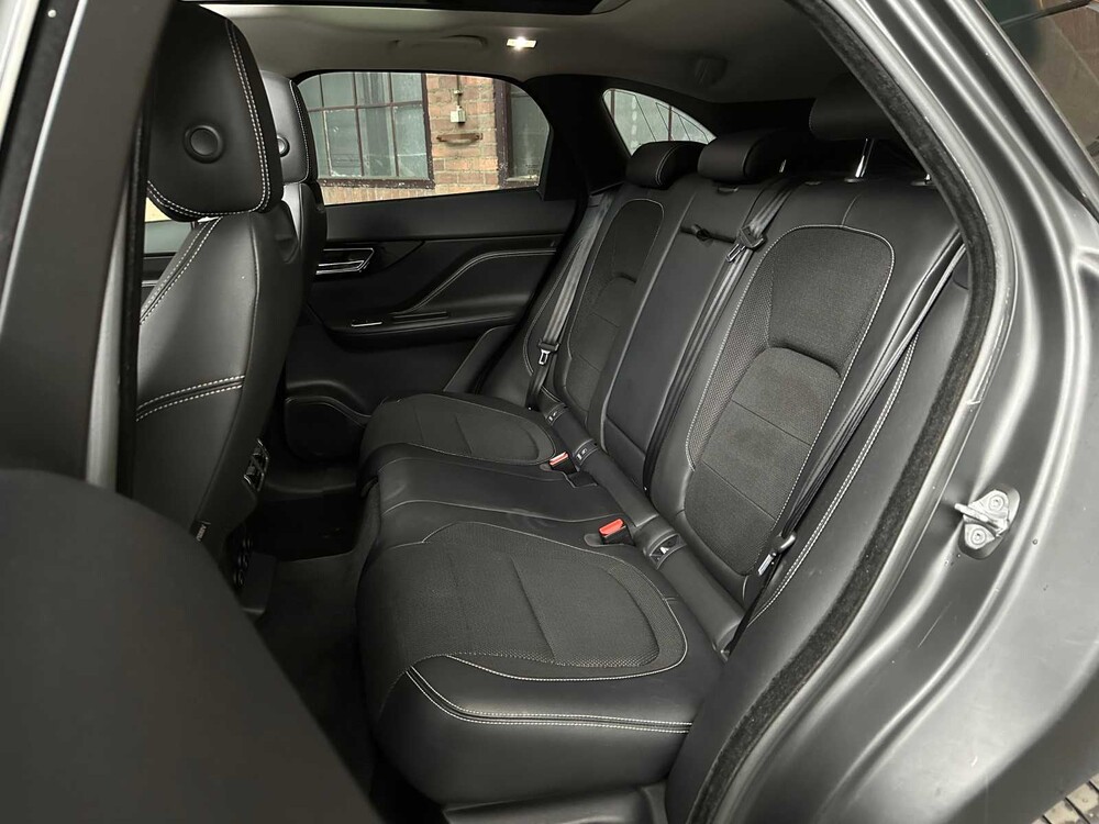 Jaguar F-PACE 3.0d First Edition AWD 300hp 2016, NJ-667-H