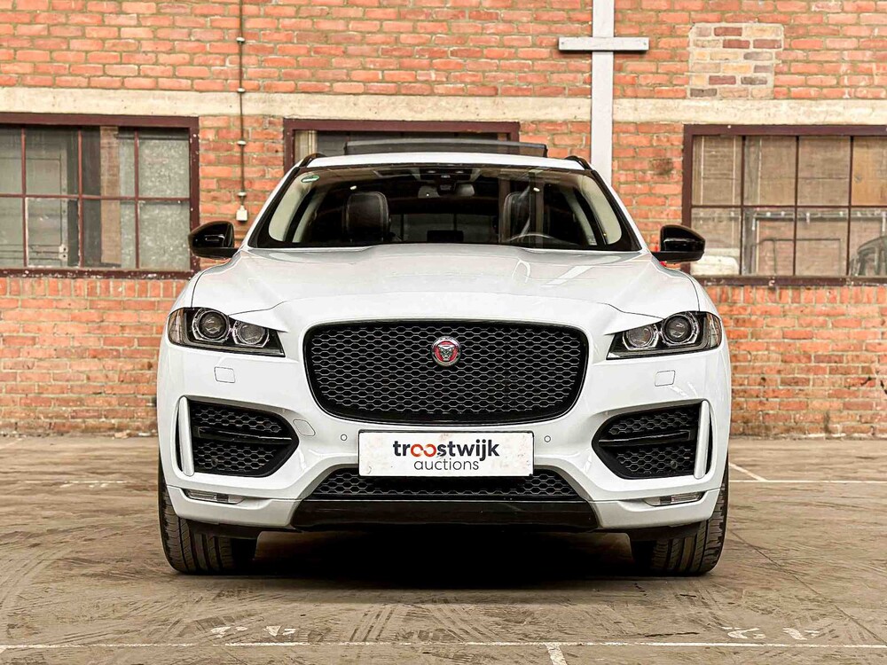 Jaguar F-PACE 3.0d First Edition AWD 300hp 2016, NJ-667-H