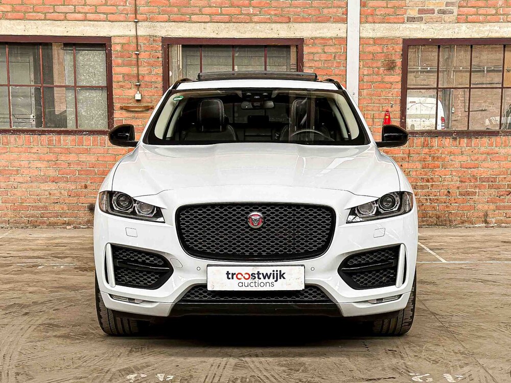 Jaguar F-PACE 3.0d First Edition AWD 300hp 2016, NJ-667-H