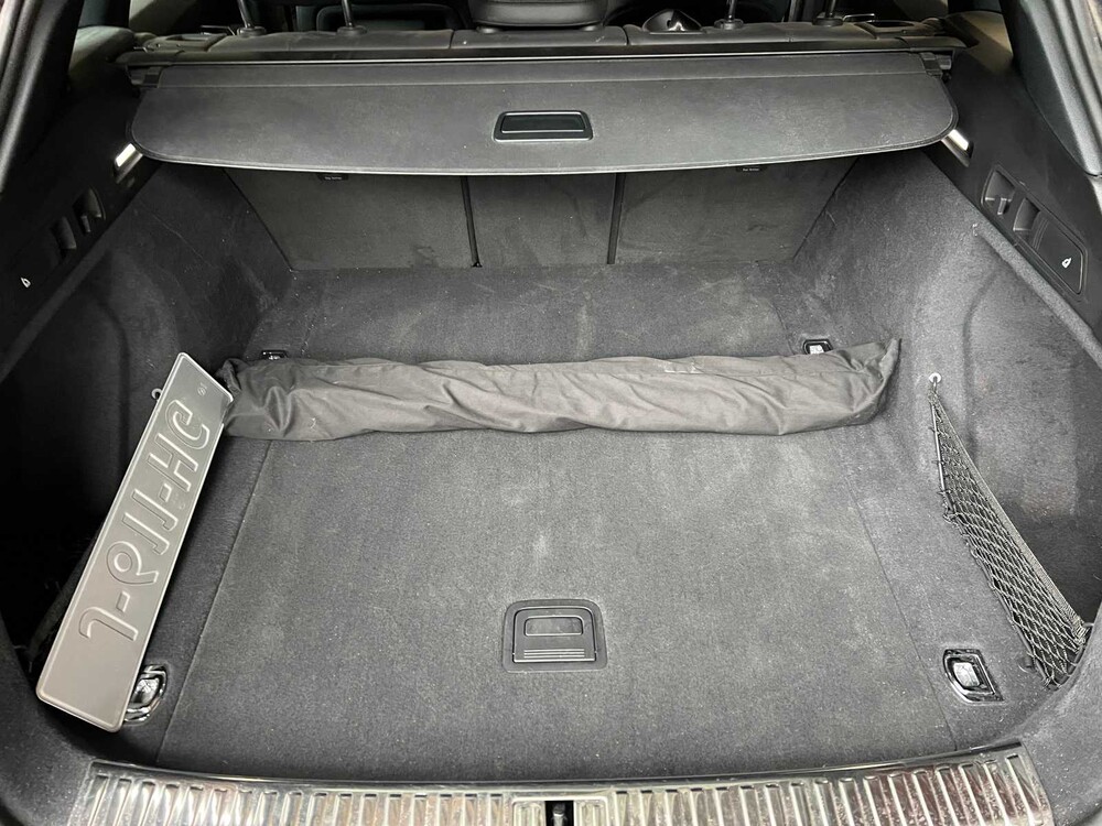 Audi e-tron 55 Quattro S Edition 95 kWh 408hp 2020, J-611-HG