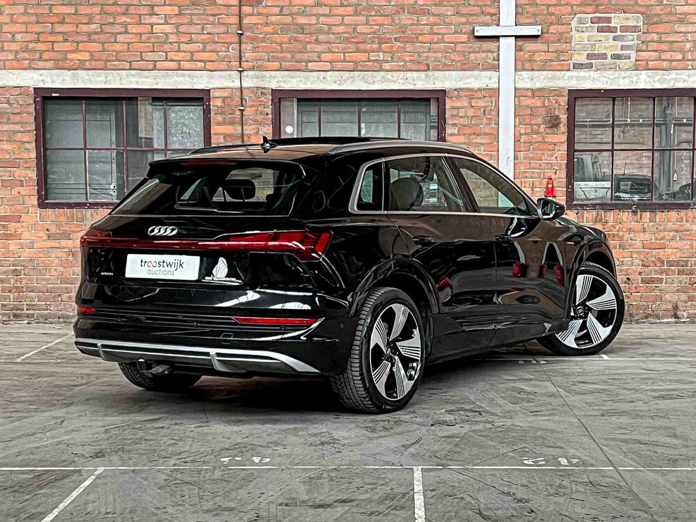 Audi e-tron 55 Quattro S Edition 95 kWh 408hp 2020, J-611-HG