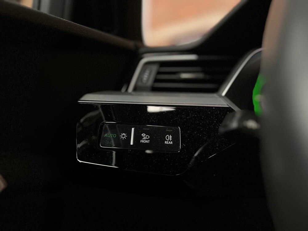 Audi e-tron 55 Quattro S Edition 95 kWh 408hp 2020, J-611-HG