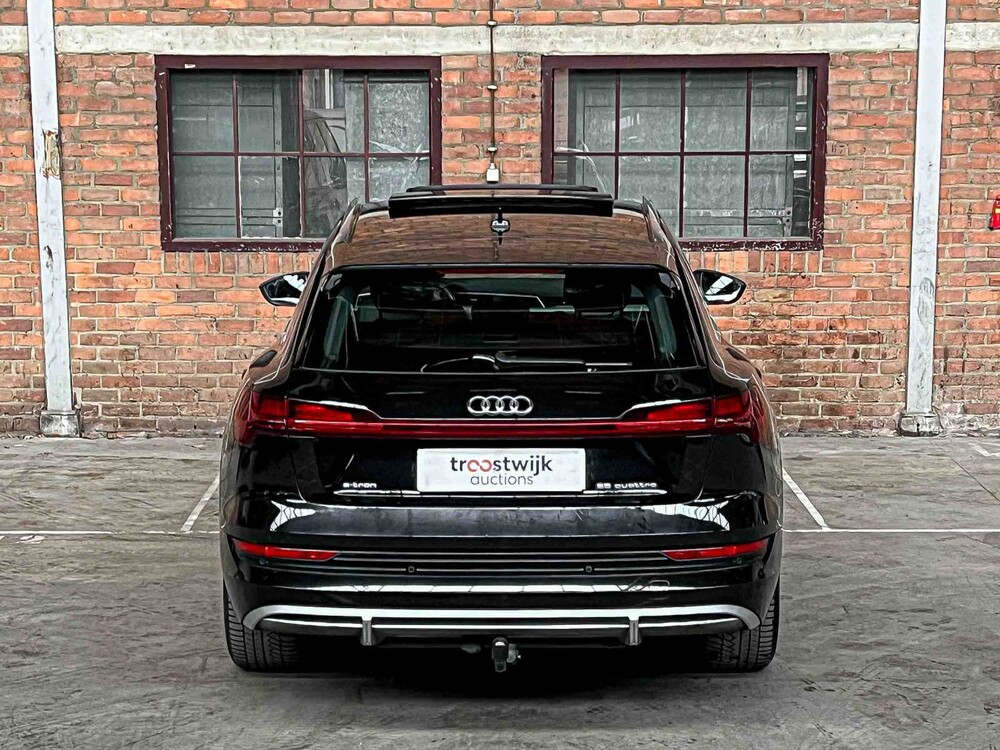 Audi e-tron 55 Quattro S Edition 95 kWh 408hp 2020, J-611-HG