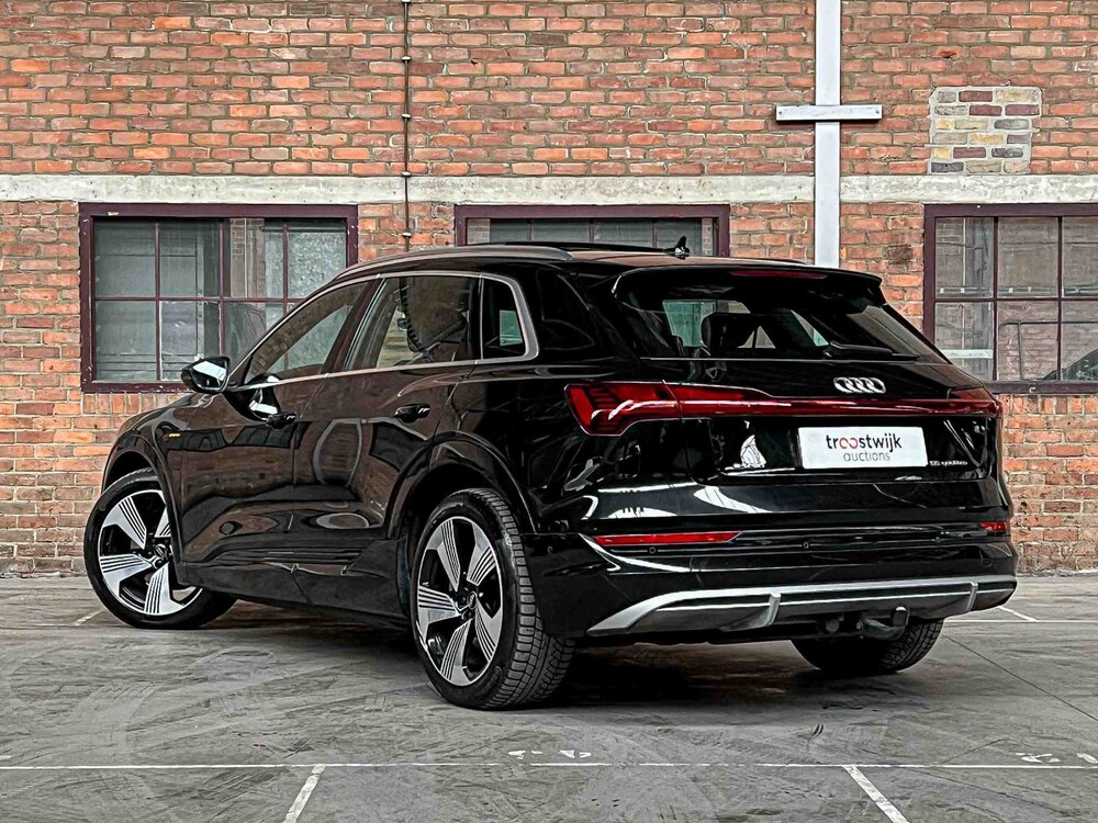 Audi e-tron 55 Quattro S Edition 95 kWh 408hp 2020, J-611-HG
