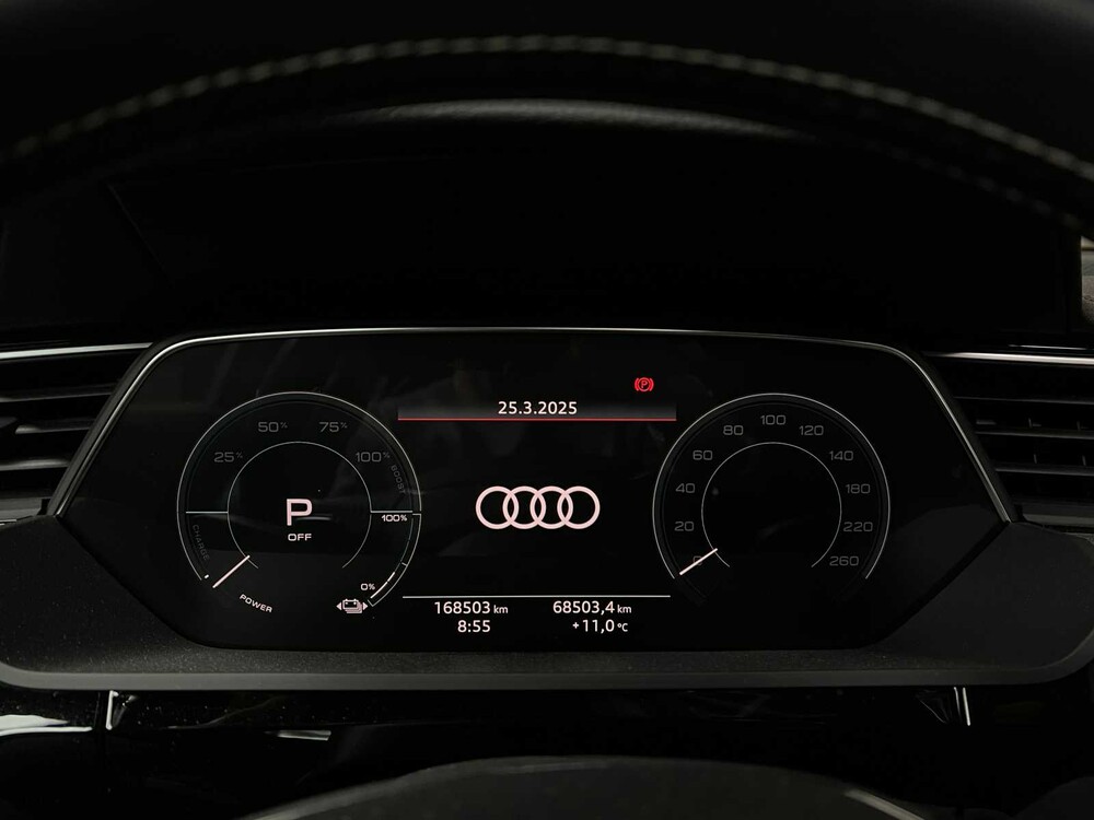 Audi e-tron 55 Quattro S Edition 95 kWh 408hp 2020, J-611-HG