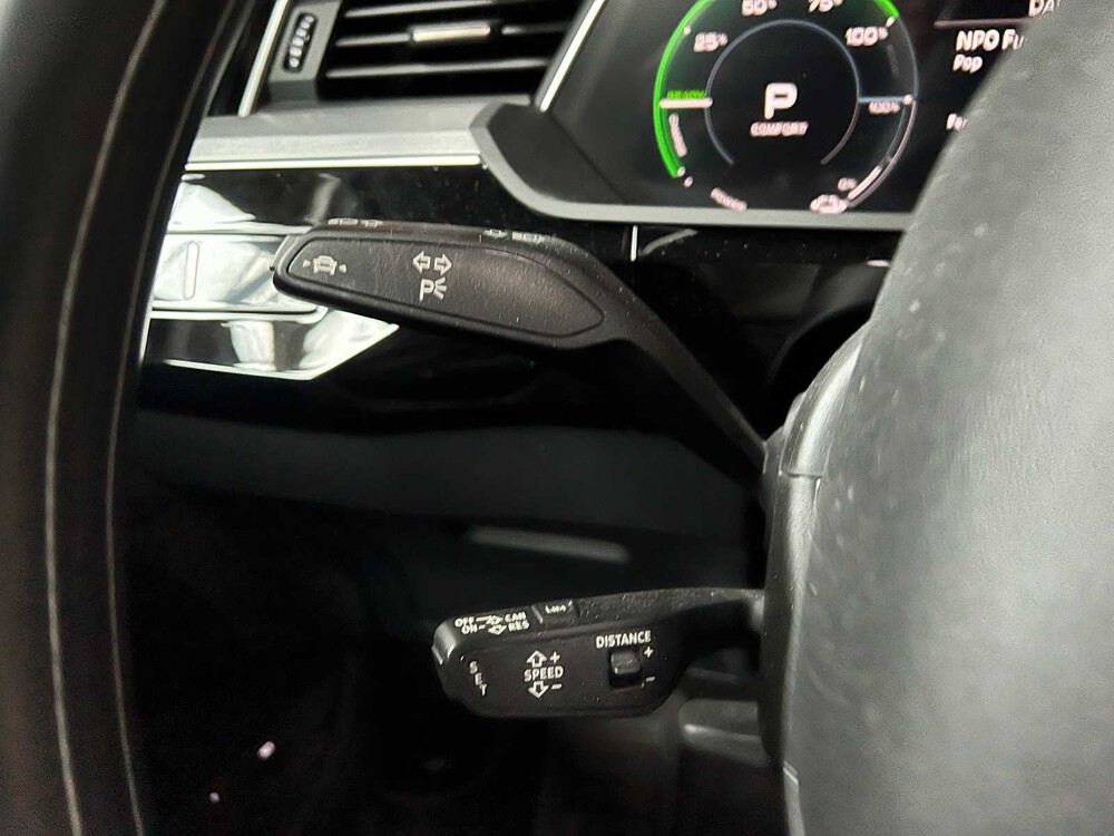 Audi e-tron 55 Quattro S Edition 95 kWh 408hp 2020, J-611-HG