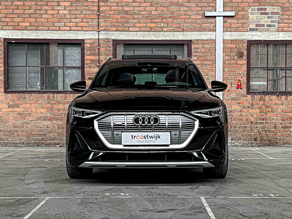 Audi e-tron 55 Quattro S Edition 95 kWh 408hp 2020, J-611-HG