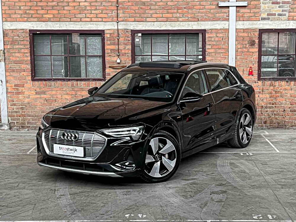 Audi e-tron 55 Quattro S Edition 95 kWh 408hp 2020, J-611-HG