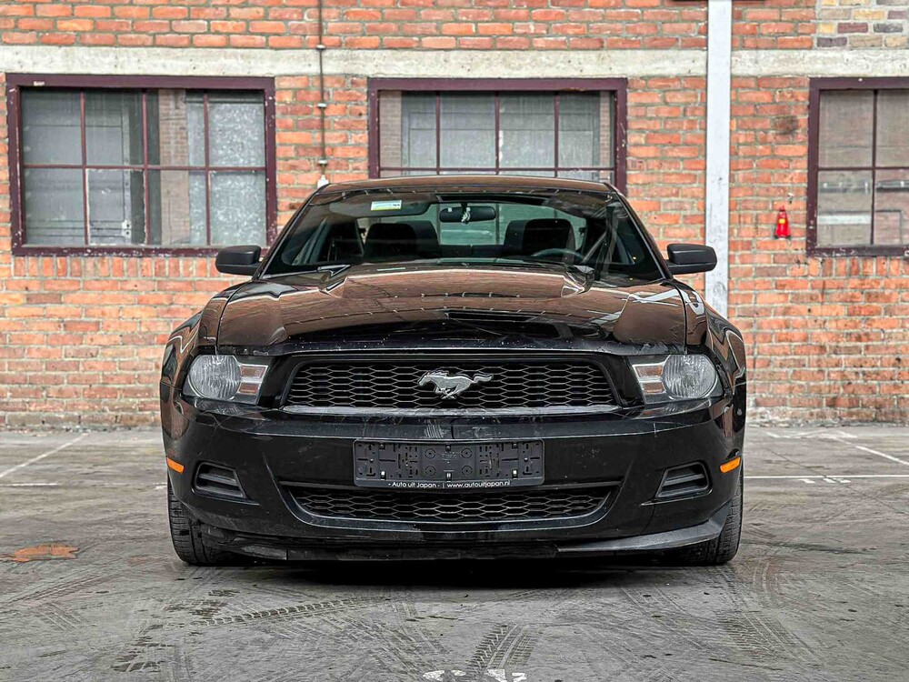 Ford Mustang 3.7 V6 305hp coupe 2011