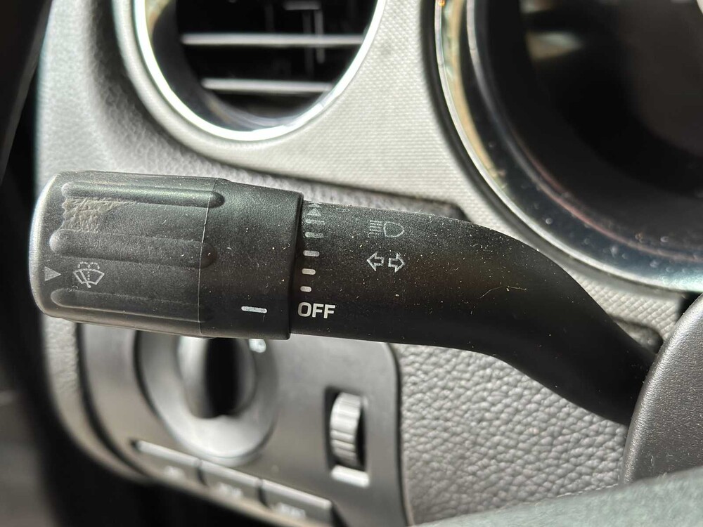 Ford Mustang 3.7 V6 305hp coupe 2011