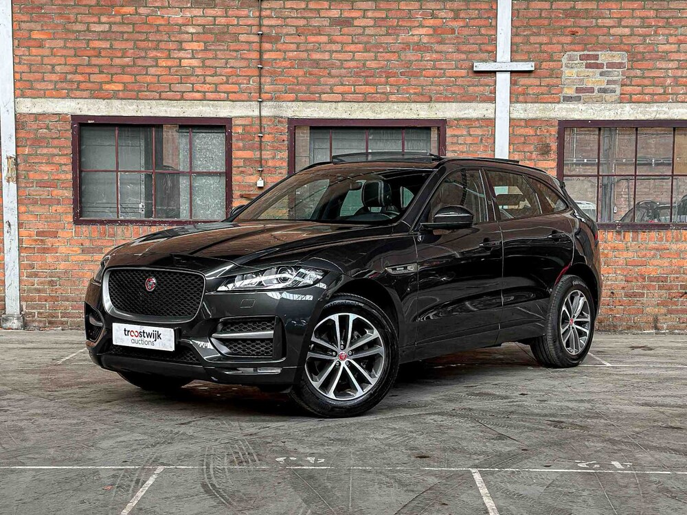 Jaguar F-PACE 2.0t AWD Portfolio 250PS 2019, XH-556-V